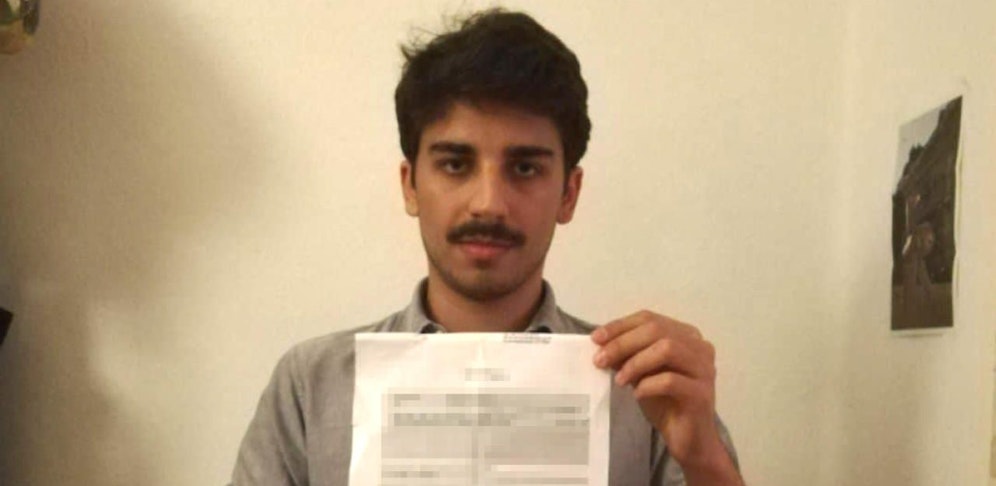 Weil er im Gespräch mit einem Polizisten "Oida" sagte, soll Nathan S. 100 Euro zahlen.