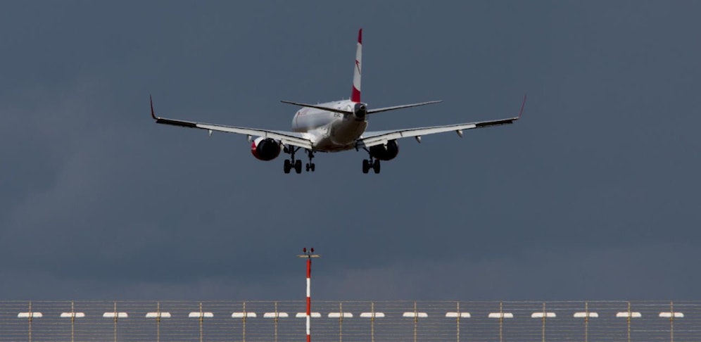 Symbolbild: Ein Embraer-Jet der AUA