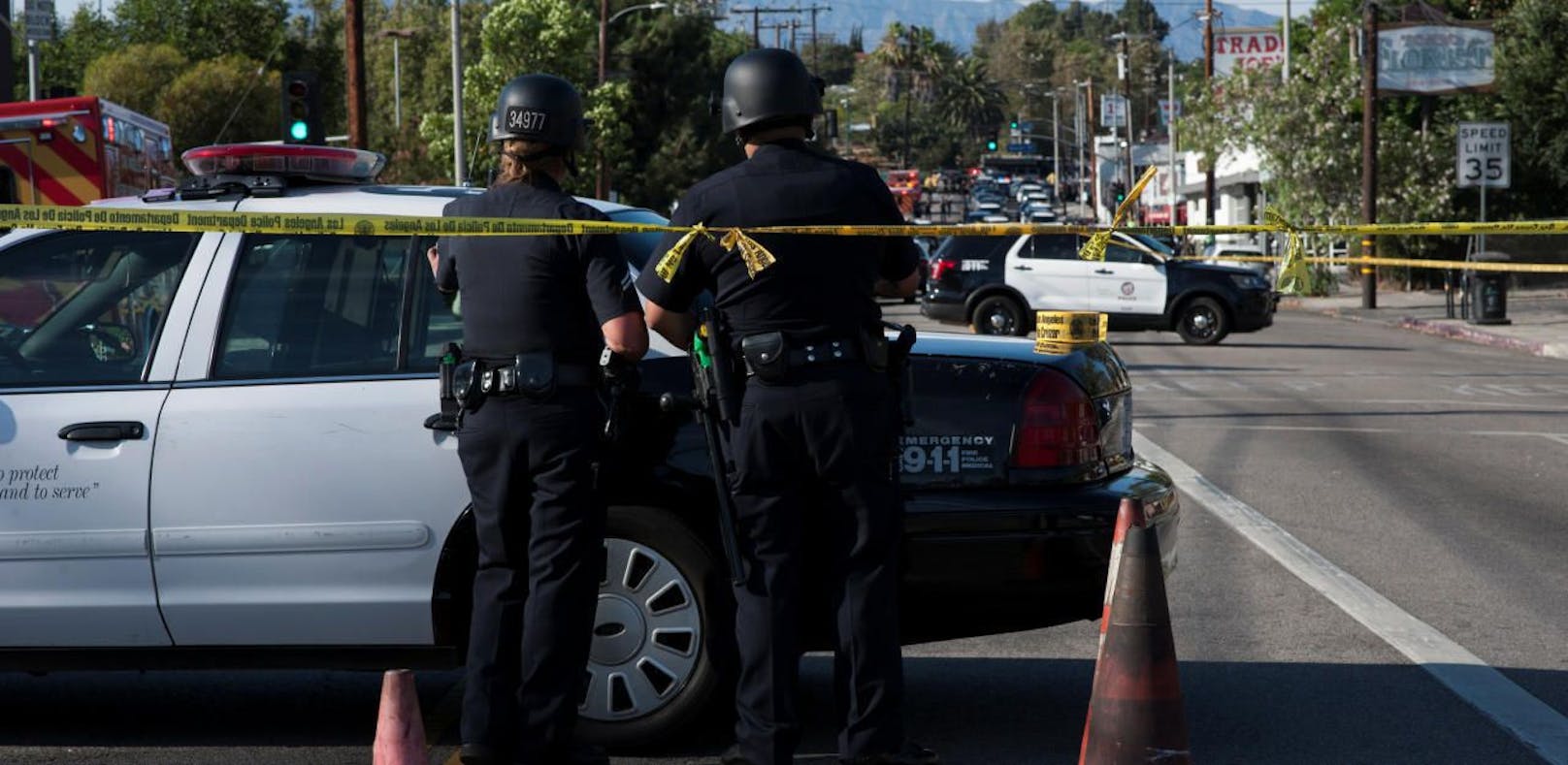 Nahe Los Angeles sind Schüsse gefallen. Die Polizei berichtet von mehreren Opfern.
