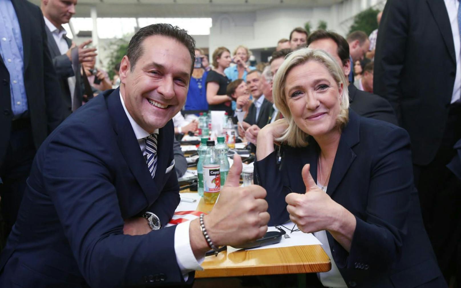 FP-Chef Heinz-Christian Strache mit Marine Le Pen
