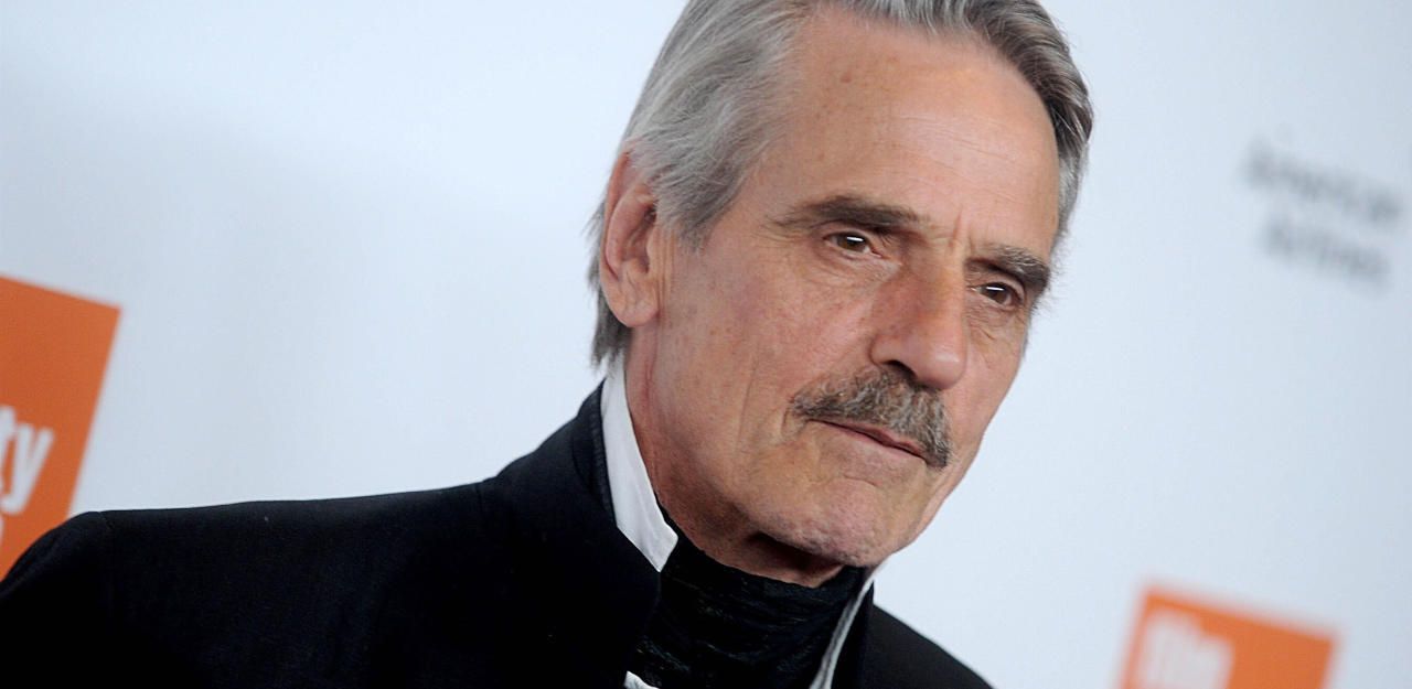 Heute.at - Jeremy Irons stößt zur TV-Serie der Watchmen