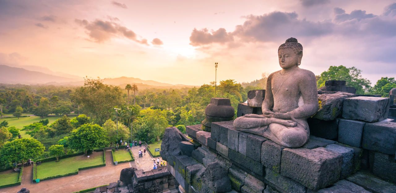 Heute.at - Buddhisten in Österreich feiern Fest Vesakh