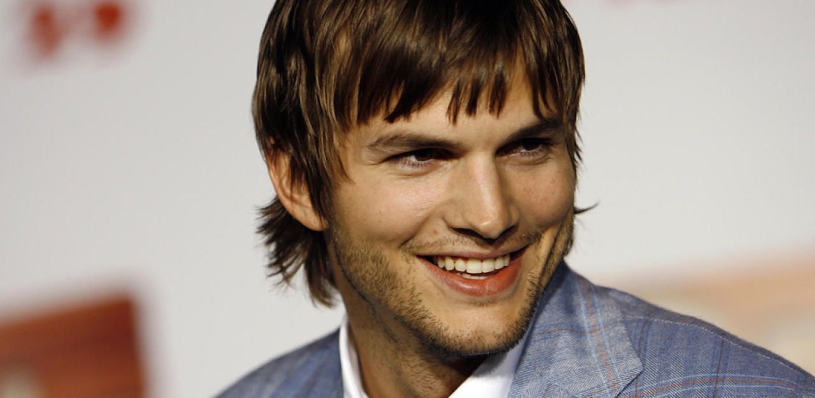 Ashton Kutcher verschenkt sich selbst