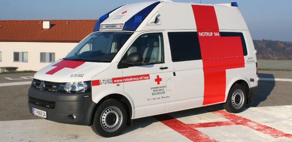 Frau übersah entgegenkommendes Fahrzeug. 