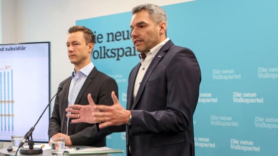 Finanzminister Gernot Blümel und Innenminister Karl Nehammer (beide ÖVP) loben den Einsatz. Archivbild.