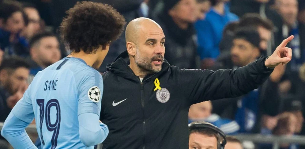 Leroy Sané mit Noch-Trainer Pep Guardiola