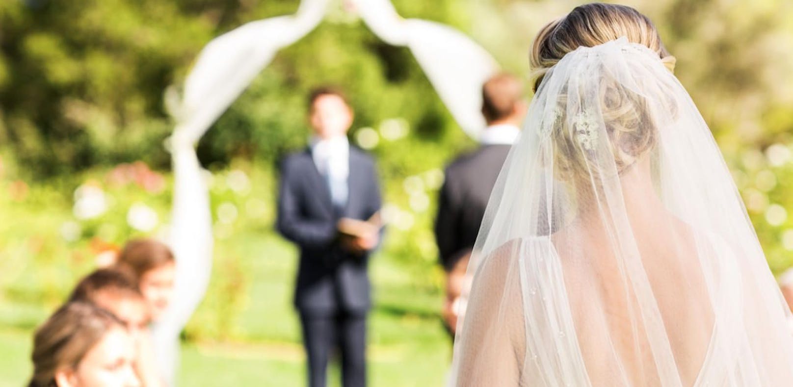 Eine Waliserin wollte sich ihre Hochzeit erschleichen.