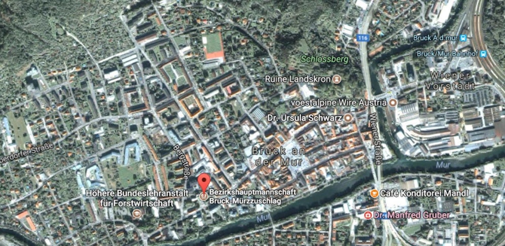 Die Drohungen richteten sich gegen Beamtinnen der Bezirkshauptmannschaft Bruck/Mürzzuschlag.