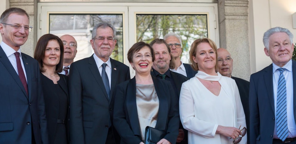 Viel Prominenz bei der Eröffnung des neuen Linzer Schauspielhauses