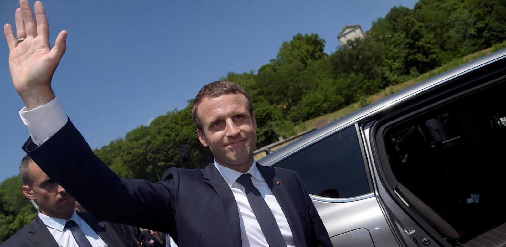 Erdrutschsieg für Macron bei der französischen Parlamentswahl.