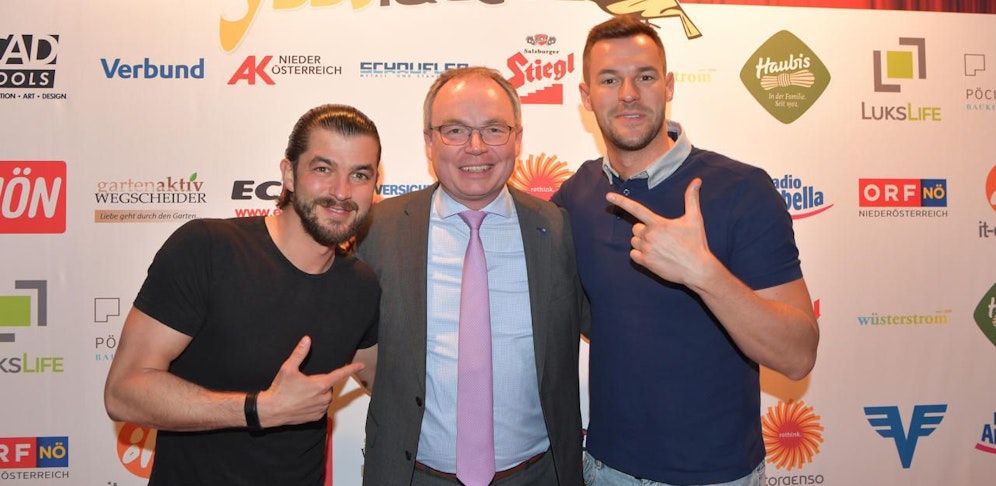 Pizzera & Jaus mit VP-Landesvize Stephan Pernkopf in der Mitte.