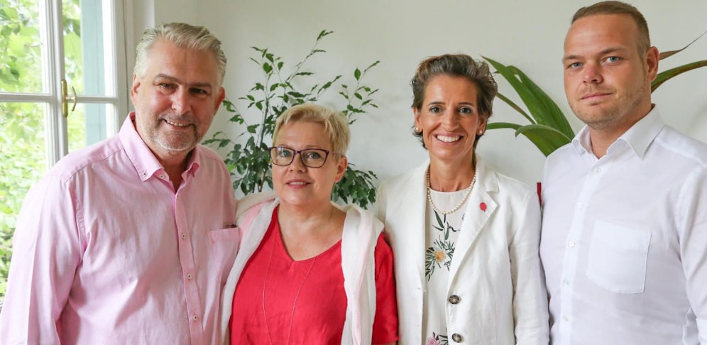 (v.l.): Reinhard Wachmann, Karin Wachmann, Indra Collini, Mario Kaider (drei Mitglieder des 15-köpfigen Teams Groß-Enzersdorf)