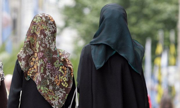 Firmen-Chefs können Kopftuch im Job verbieten - News | heute.at