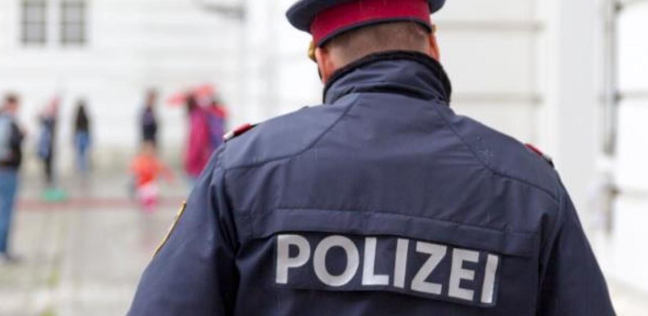 Ist es strafbar jemanden zu duzen? Ist es strafbar jemanden zu duzen?