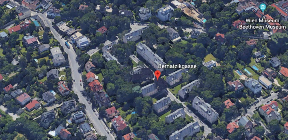 Polizeieinsatz in der Bernatzikgasse in Wien-Döbling