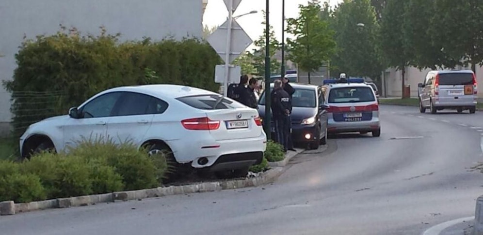 Autodiebe hatten es auf Luxusfahrzeuge abgesehen. 