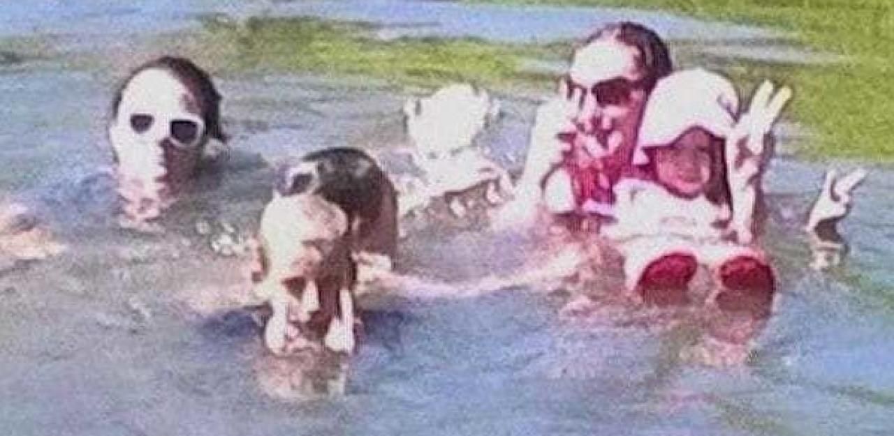 Heute.at - Mutter entdeckt totes Kind auf Familienfoto