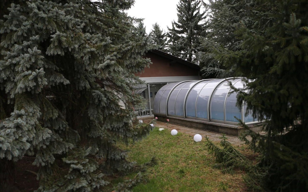 Das Haus mit Pool, das sich das Ex-Ehepaar im Bezirk Tulln gebaut hat, gehört jetzt dem Anwalt.