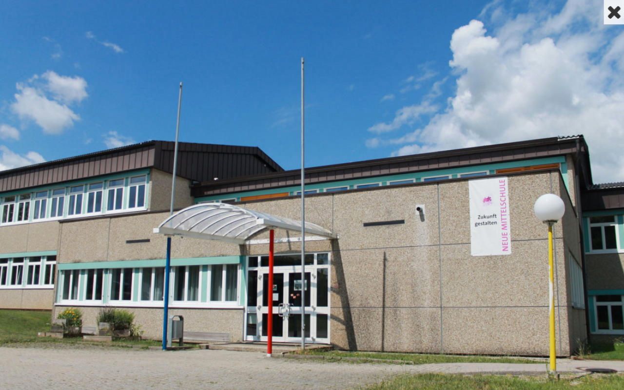 Heute.at - Geplanter Amoklauf an Schule: Bursch vor Gericht