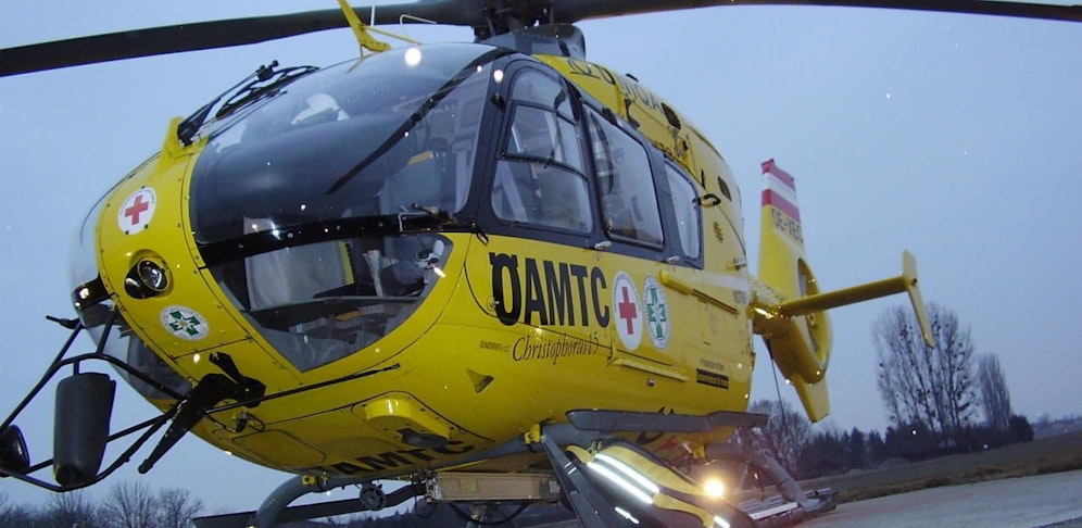 Notarzthubschrauber flog die schwer verletzte Frau ins Krankenhaus.