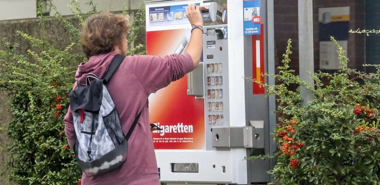 Rund 6.000 Zigarettenautomaten mussten umgerüstet werden