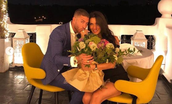 Romantisch: Sergio Ramos macht seiner Pilar einen Antrag