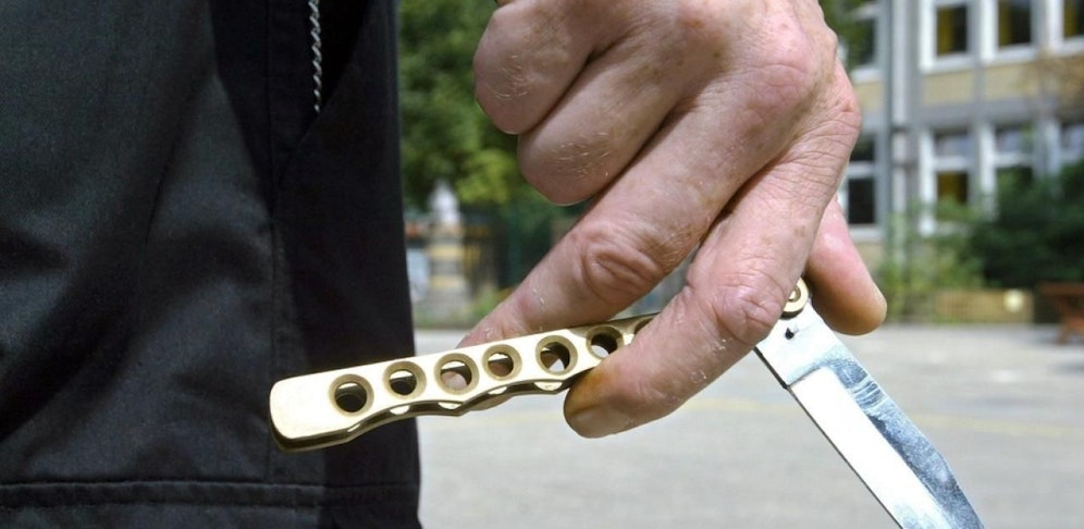 Der Asylwerber zückte ein Messer und verletzte einen 17-Jährigen