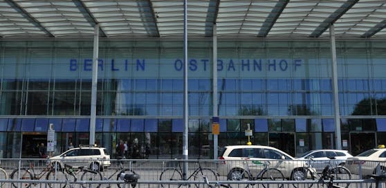 Die Frau wurde am Ostbahnhof in Berlin sexuell belästigt