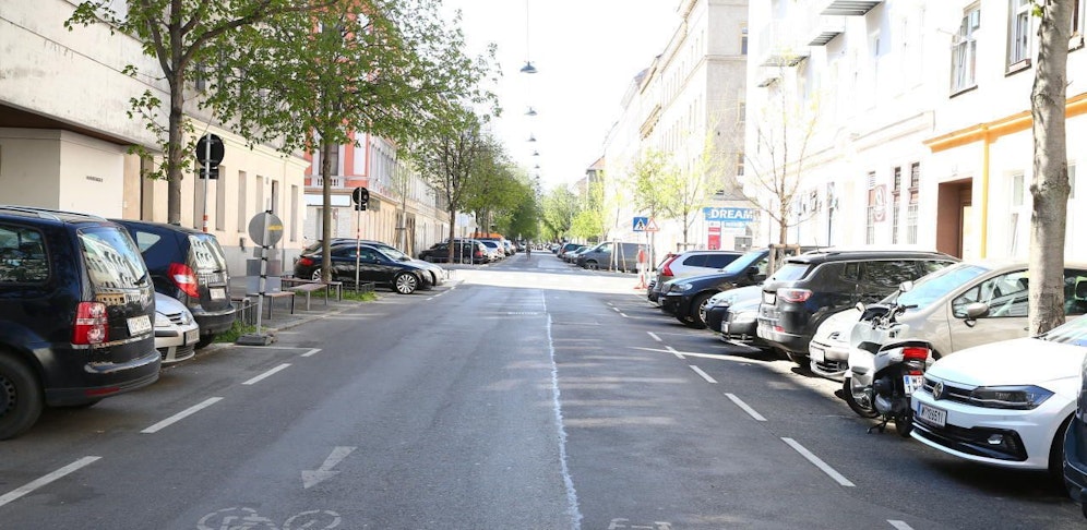 Menschenleere Straßen. Hier soll aber eine Begegnungszone entstehen.