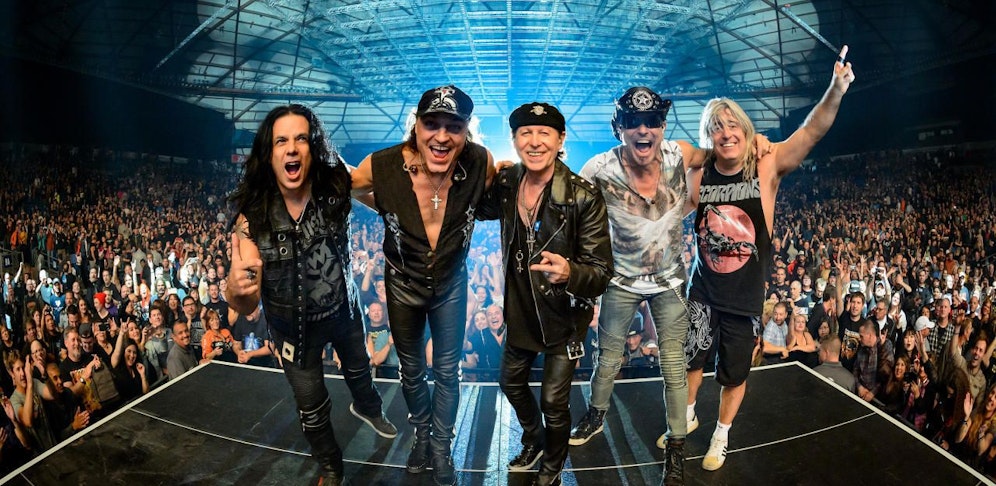 Die Scorpions kommen auf die Burg Clam.