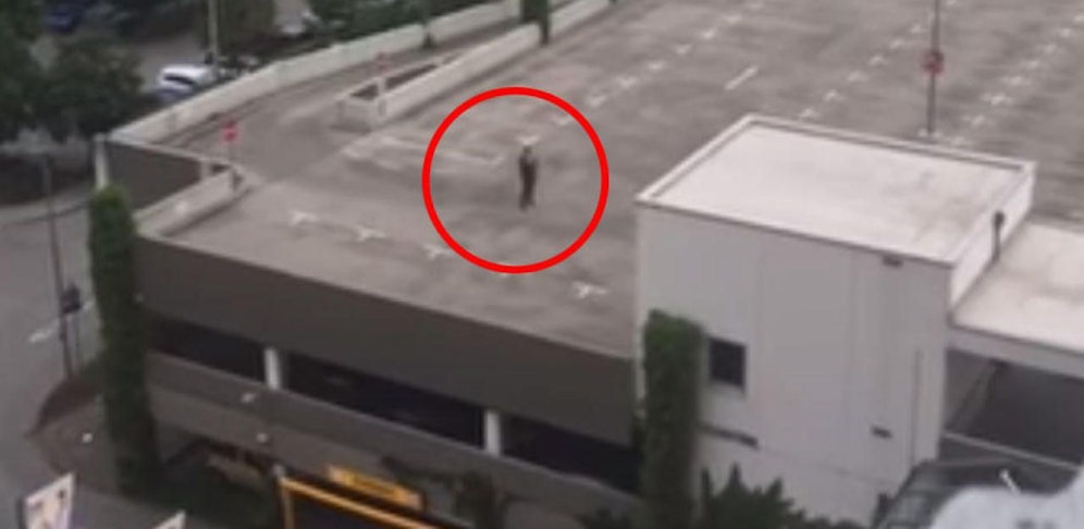 Ali David S.: Hier flüchtet er über das Dach der Parkgarage am Olympiazentrum München. Stunden später war er tot, wurde von Polizisten erschossen.