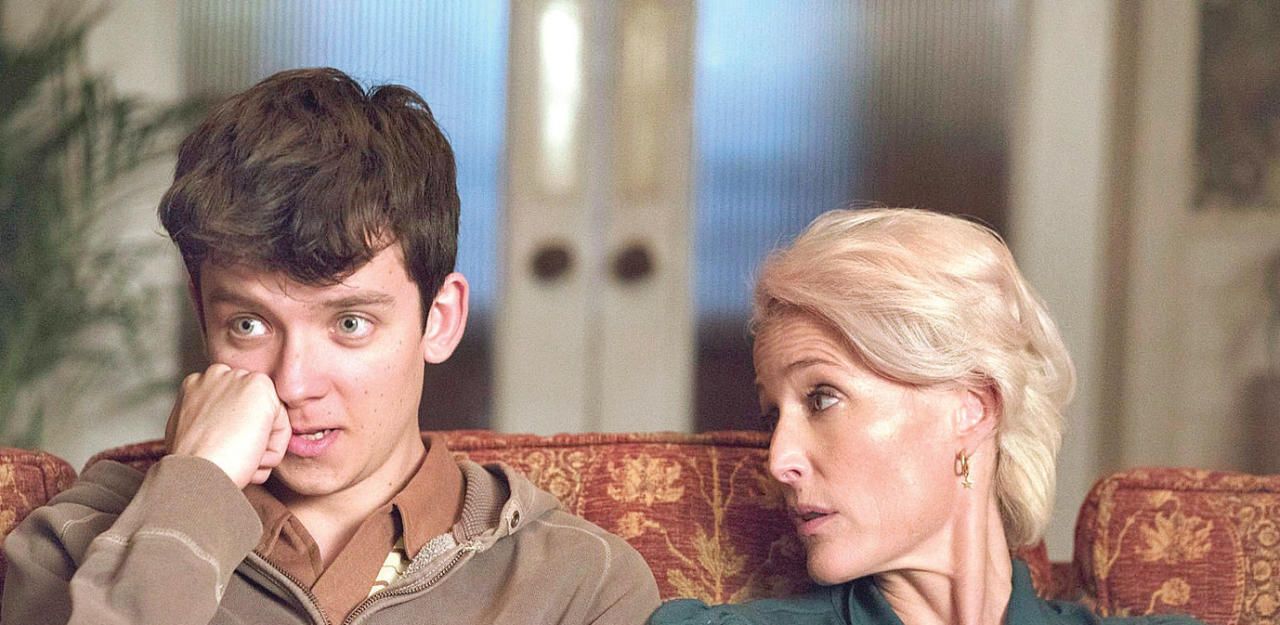 Heute.at - Sex Education: Mama legt persönlich Hand an