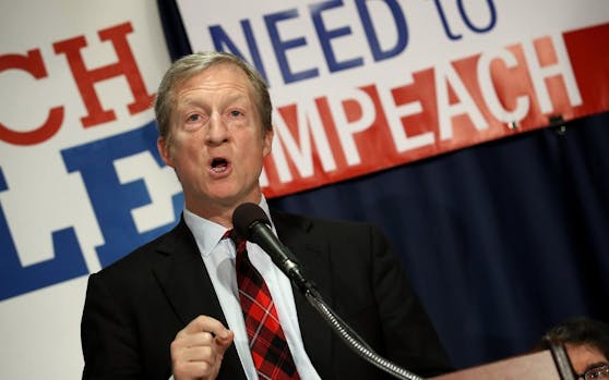 Wiederholungstäter: Milliardär Tom Steyer kämpft seit Trumps Amtsantritt gegen den US-Präsidenten. Hier bei seiner "Need to Impeach"-Kampagne zur Absetzung des Präsidenten 2017.