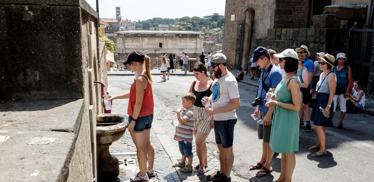 Heute.at - Rom geht das Wasser aus - Reserven reichen nicht
