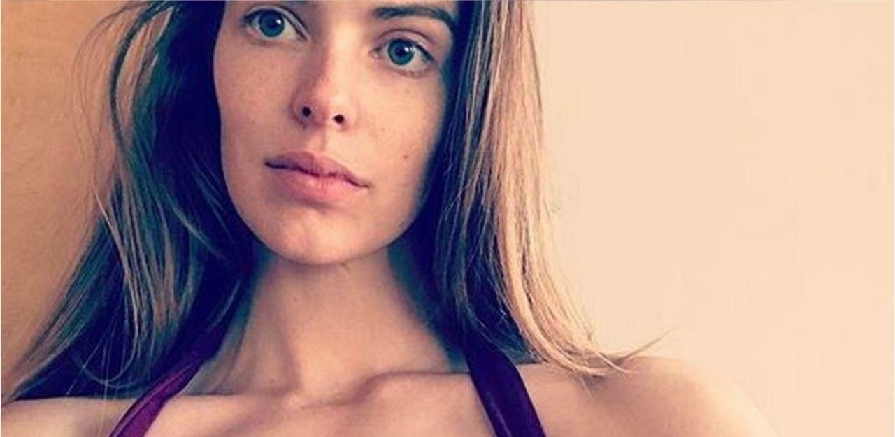 Heute.at - Model stürzt über Treppe und landet auf Gesicht