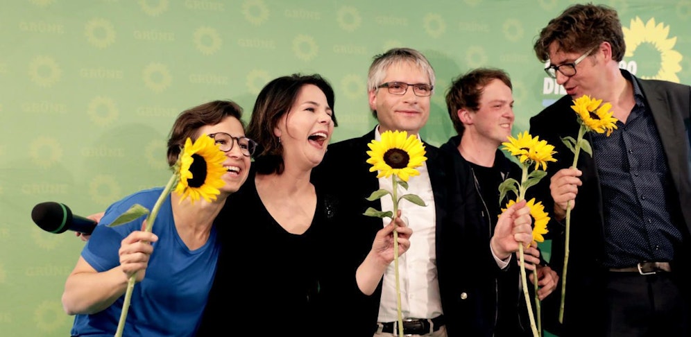 Die Grünen profitieren von den historischen Tiefs ihrer Gegner.