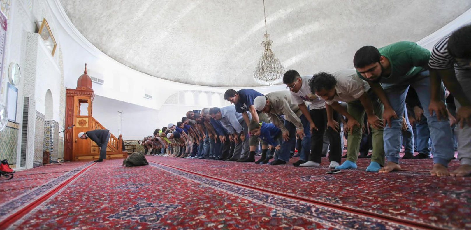 "Wollen unsere Wohnungen zu Moscheen machen"