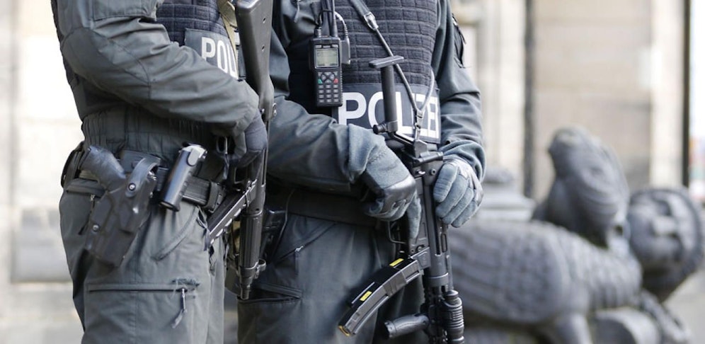 Kein Handschlag für die Kollegin - aus religiösen Grunden.