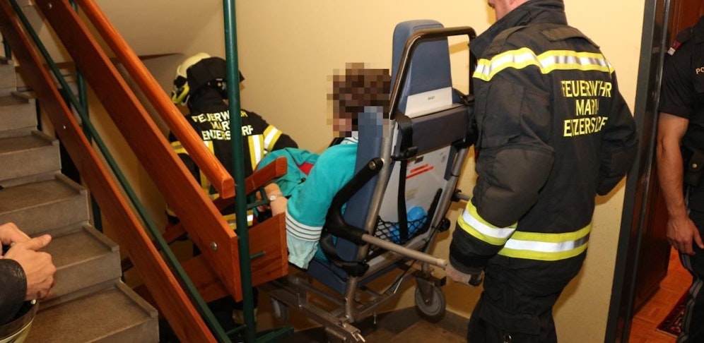 Die kräftigen Florianis übernahmen auch den Abtransport.