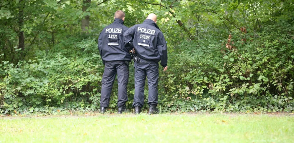 Die Polizei sucht nach dem Unbekannten (Symbolbild)