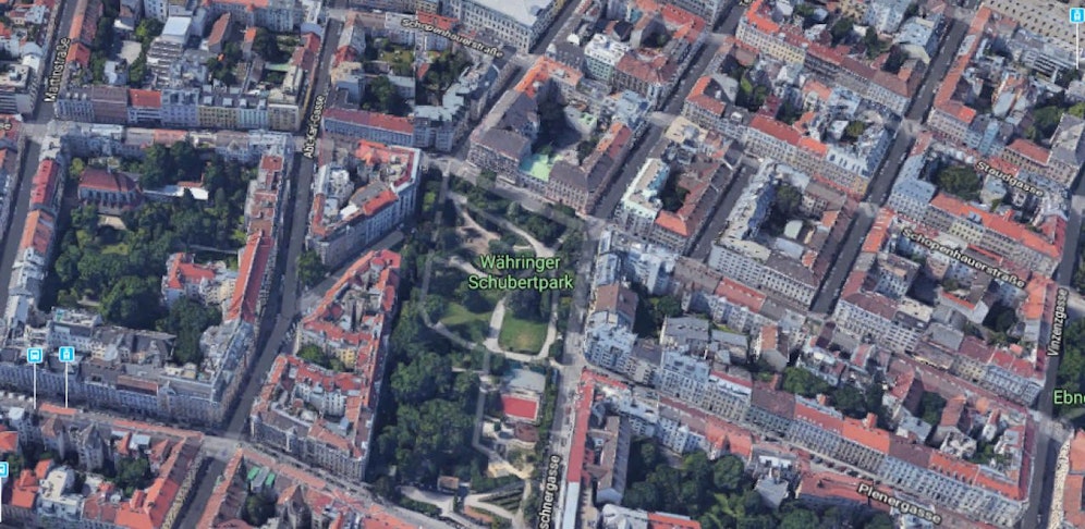 Die Schulgasse in Wien-Währing wird auf Höhe des Schubertparks zur Fußgängerzone.