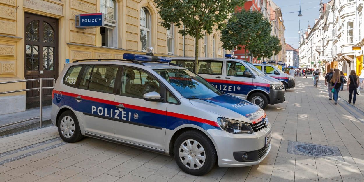 Die Polizei Wien hat den Parteienverkehr eingestellt.