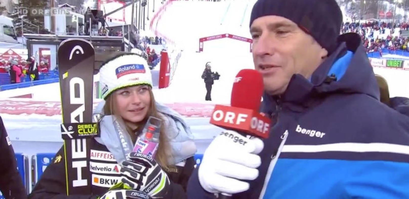 Corinne Suter bei ORF-Moderator Ernst Hausleitner (Ski-WM 2019 in Are).