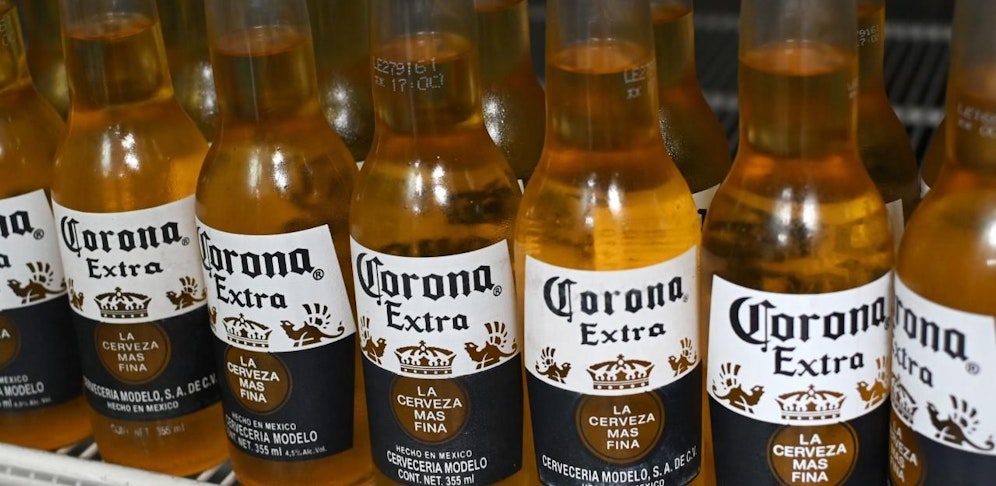 Der Corona-Bierkonzern bringt 