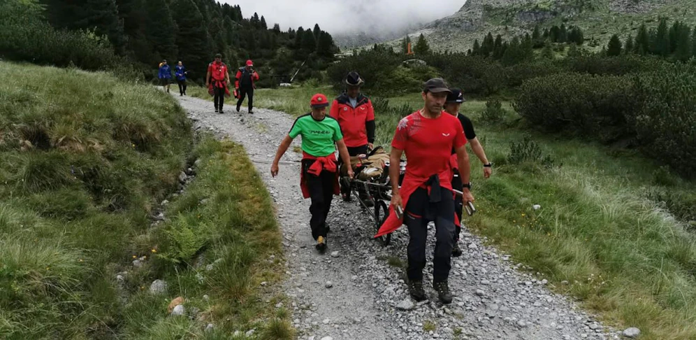 Der Wanderer musste ins Spital gebracht werden.