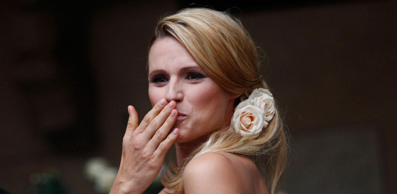 Heute.at - Michelle Hunziker stellt 20 Jahre altes Foto nach