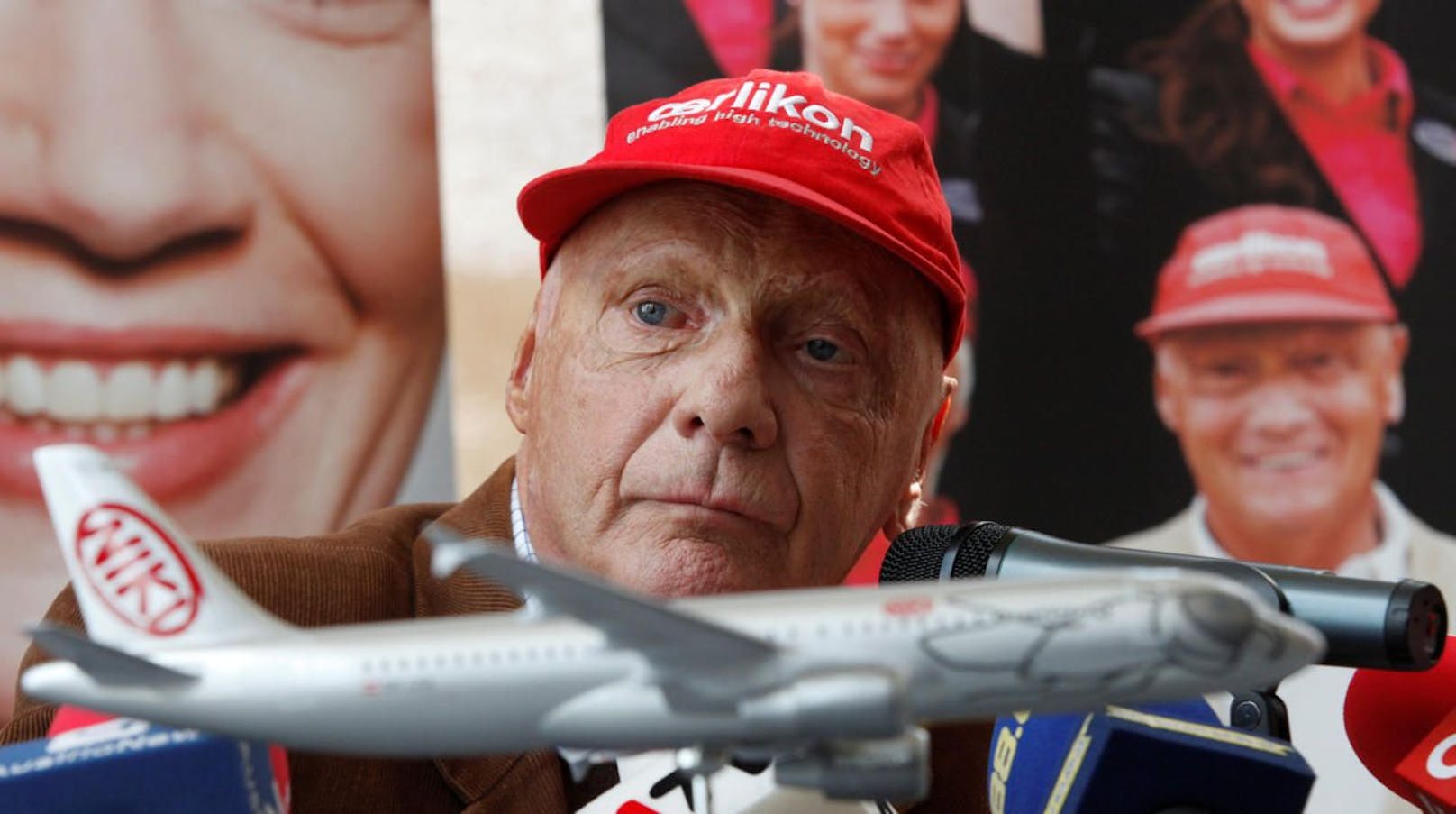 Niki Laudas neue Fluglinie wird vorerst nicht in Wien starten.