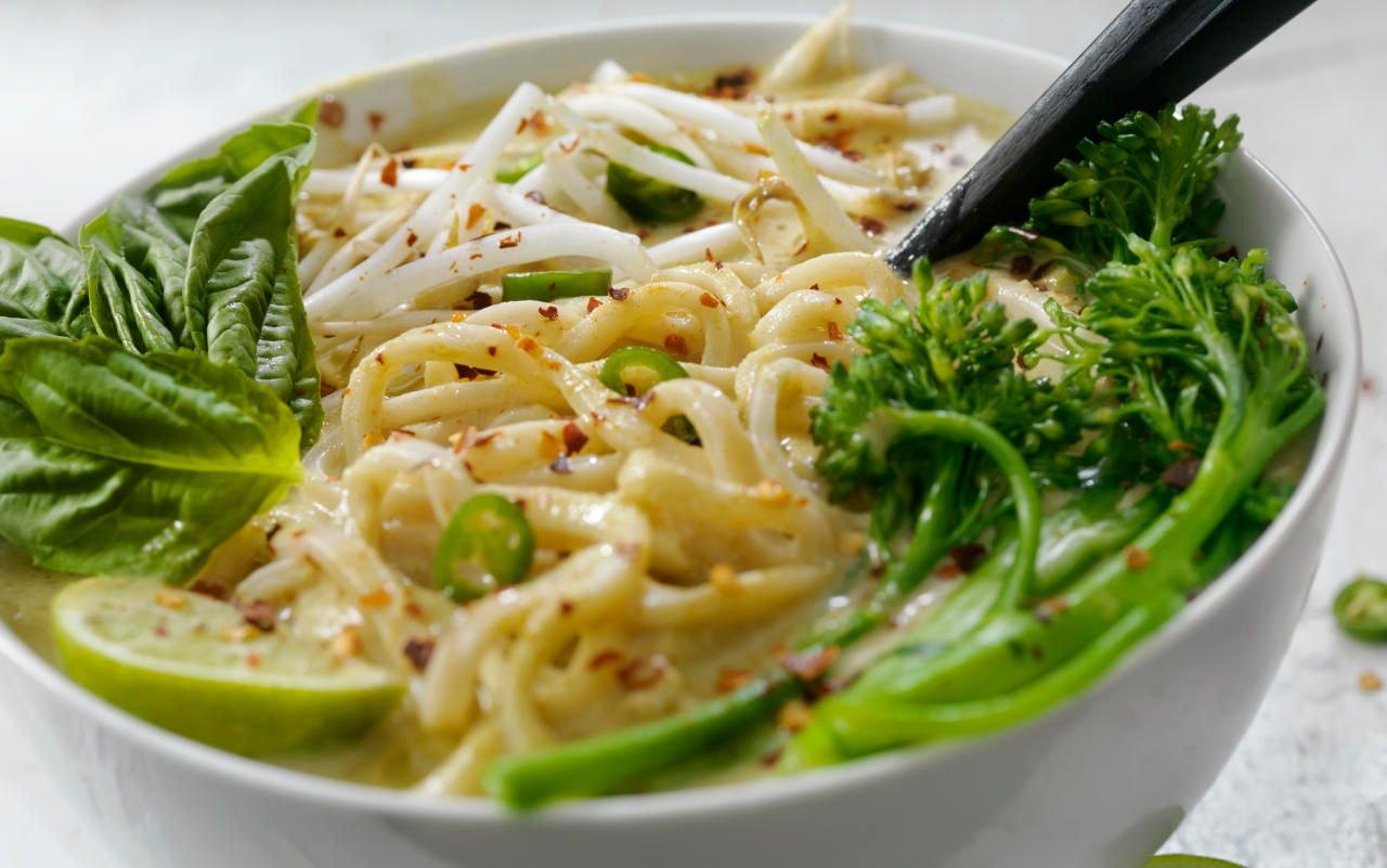 Heute.at - Asiatische-Limetten-Nudelpfanne