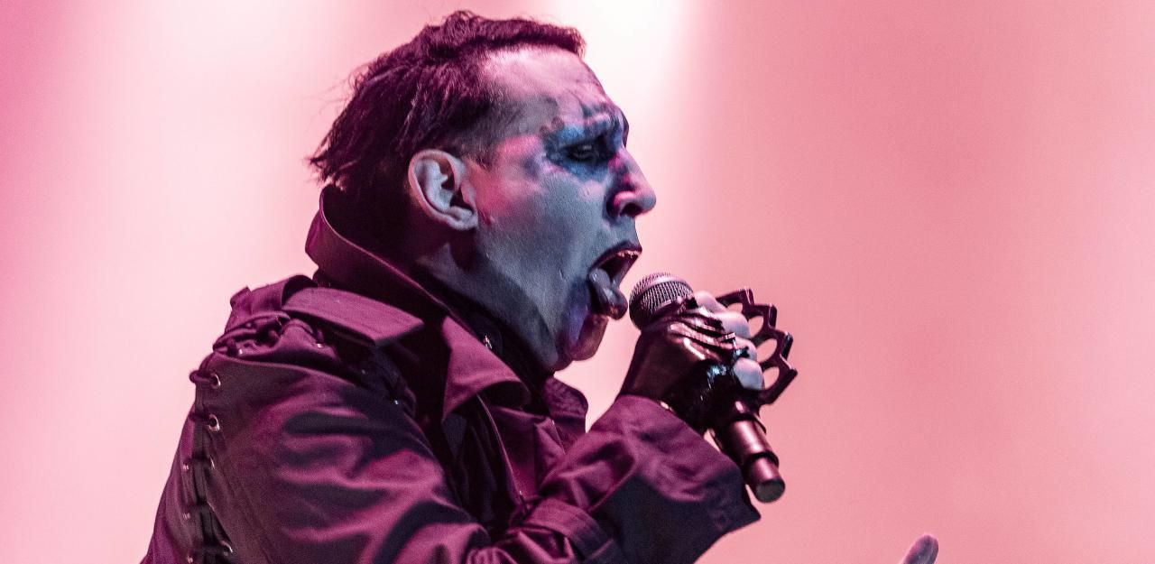 Heute.at - Bühnenunfall: Marilyn Manson im Spital