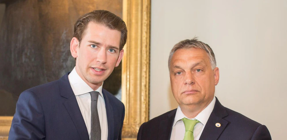 Der damalige Außenminister Sebastian Kurz (l./ÖVP) während eines Treffens mit dem ungarischen Premierminister Viktor Orban im Juni 2017.